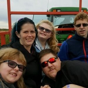 Meet your Posher, Victoria